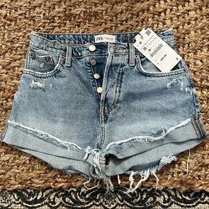 Zara NWT cutoff high waist denim jean shorts distressed size 4 small